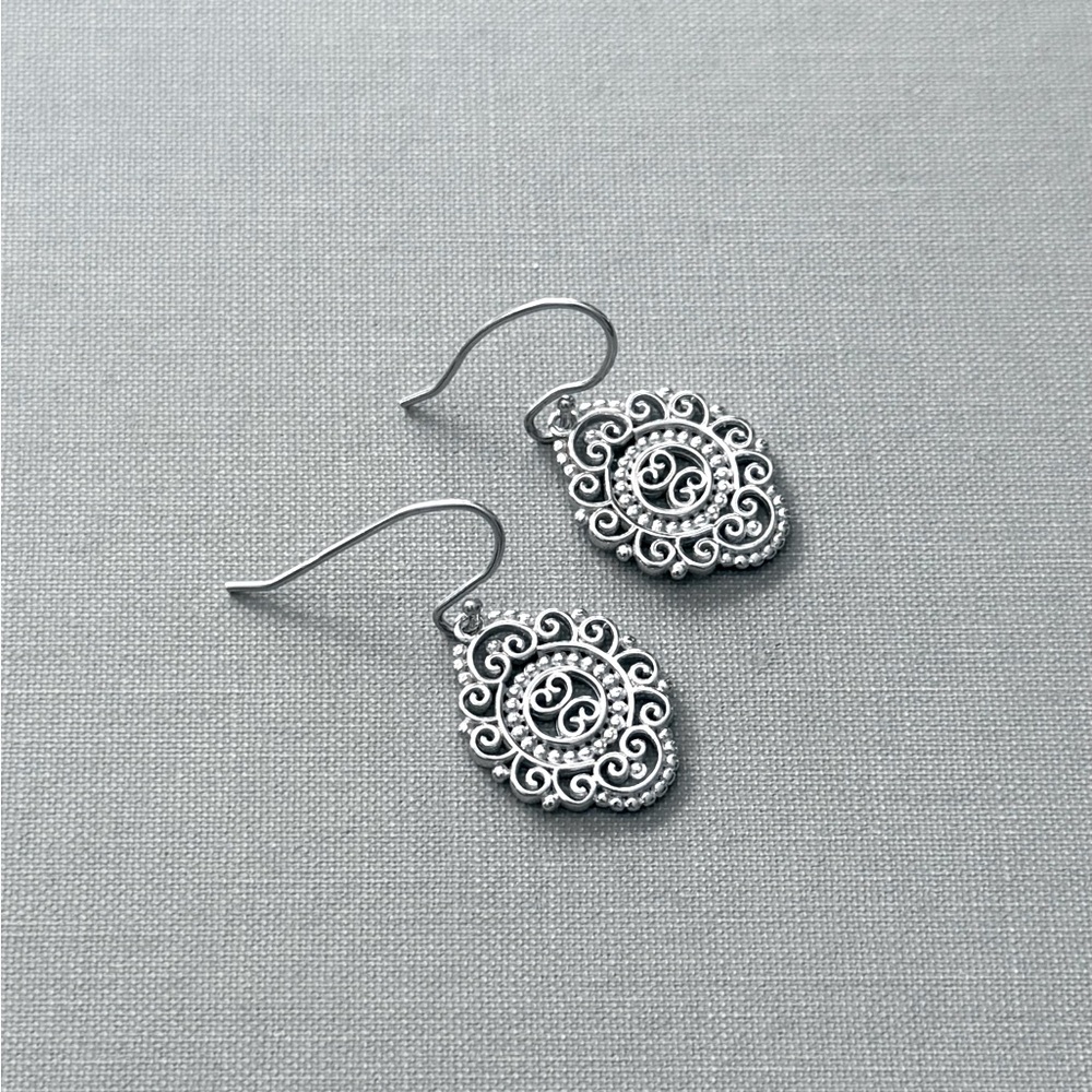 925 Sterling Silver Ornate Dangle Earrings! NEW! - Picture 2 of 4